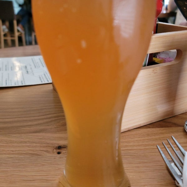 Lures Bar And Grille American Restaurant in Crownsville