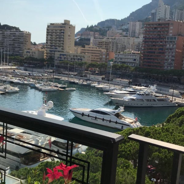 Photo taken at La Marée Monaco by فارس آل بهيش on 8/21/2018
