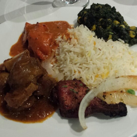 5/3/2014にNelson M.がDarbar Fine Indian Cuisineで撮った写真