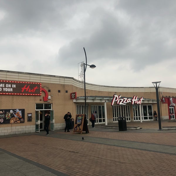 Leyton Mills Retail Park Shopping Plaza