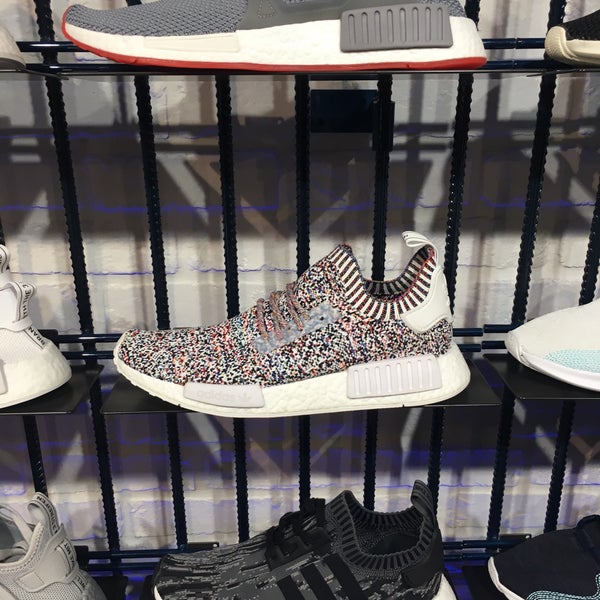 adidas originals factory outlet near me