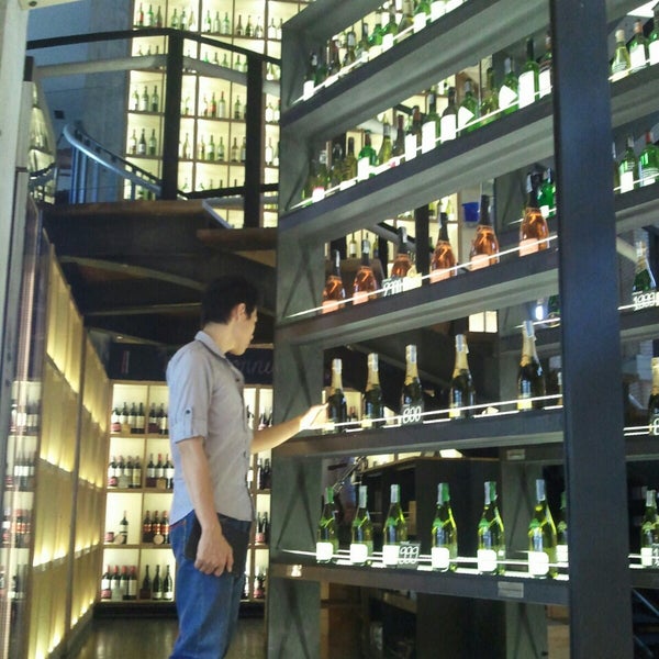 Wine connection набережная ул 16 брянск меню. Wine connection брянск. вин конекшен брянск.