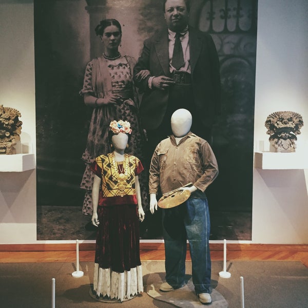 Foto tirada no(a) Museo Dolores Olmedo por D a v e em 10/25/2019