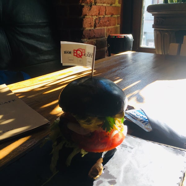 6/19/2019 tarihinde Alexander A.ziyaretçi tarafından Bar BQ Cafe'de çekilen fotoğraf