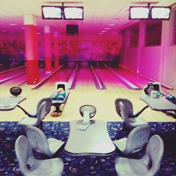 Ice Bowling