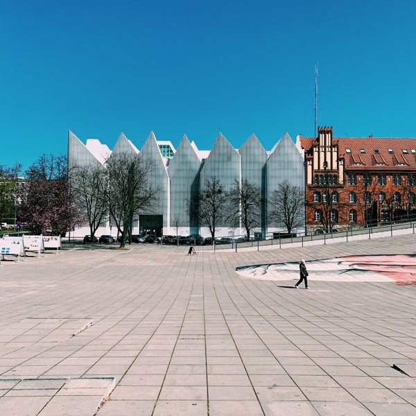 Foto tirada no(a) Filharmonia im. Mieczysława Karłowicza w Szczecinie por Psuja em 4/27/2021