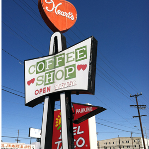 Снимок сделан в Heart&#39;s Coffee Shop пользователем Heart&#39;s Coffee Shop 2/18/2014