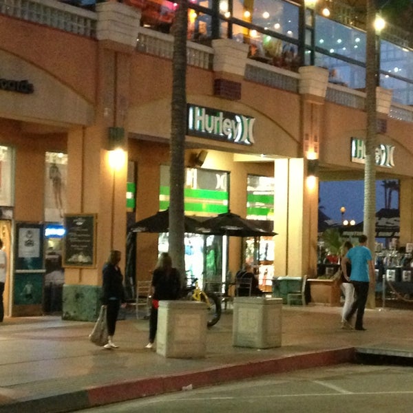 hurley clothing near me