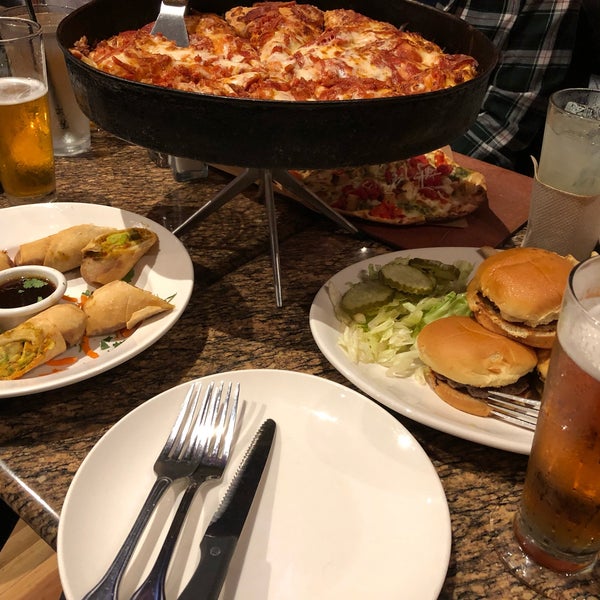 Photo taken at BJ&#39;s Restaurant &amp; Brewhouse by Khashayar A. on 12/25/2018