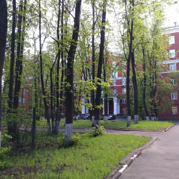 Улица кибальчича москва финансовый университет. Улица кибальчича мпгу. Мпгу московский педагогический государственный университет. Институт биологии и химии мпгу москва. Кибальчича 16 корпус географического факультета.