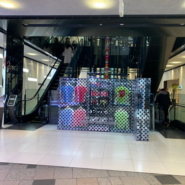 Play Comme Des Garcons 北青山 神宮前5 10 1