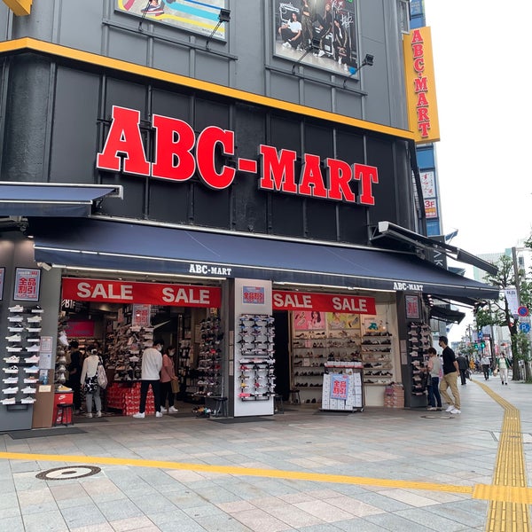 Photos At Abc Mart 新宿本店 歌舞伎町 5 Tips Photos At Abc Mart 新宿本店 歌舞伎町 5 Tips