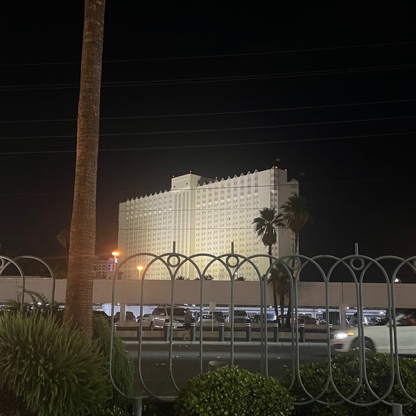 Das Foto wurde bei Tropicana Las Vegas von Jina P. am 6/20/2023 aufgenommen