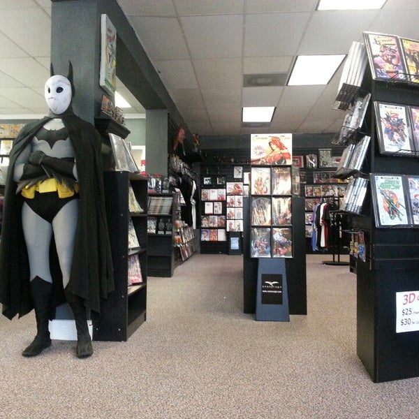 Photo taken at Heroes&#39; Haven Comics by Tom S. on 2/16/2013