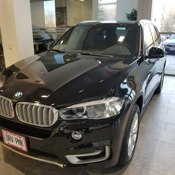 BMW Mt. Kisco Auto Dealership in Mount Kisco