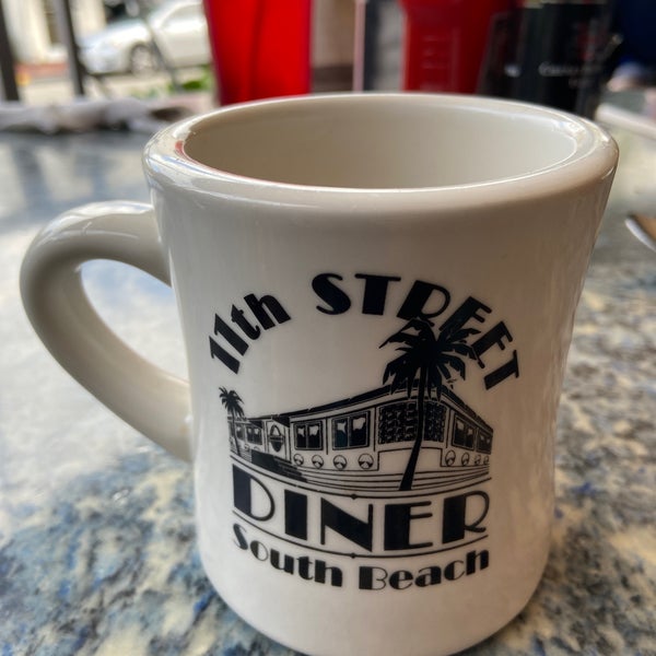Foto tirada no(a) 11th Street Diner por Jeffrey G. em 1/17/2022