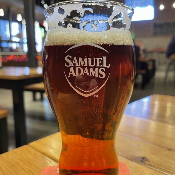 Foto tomada en Samuel Adams Brewery  por Brian C. el 10/9/2022