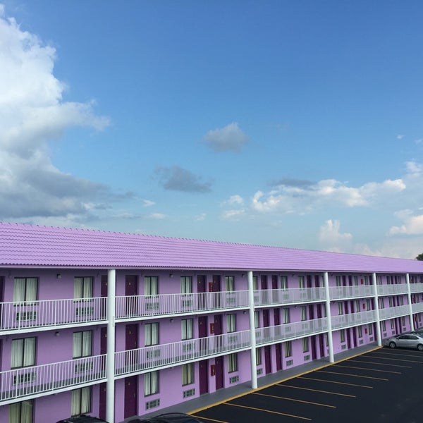 Magic Castle Inn Suites Hotel In Kissimmee