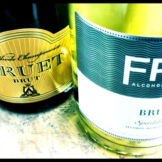 John Brooks Supermart Restaurant in Near North Valley