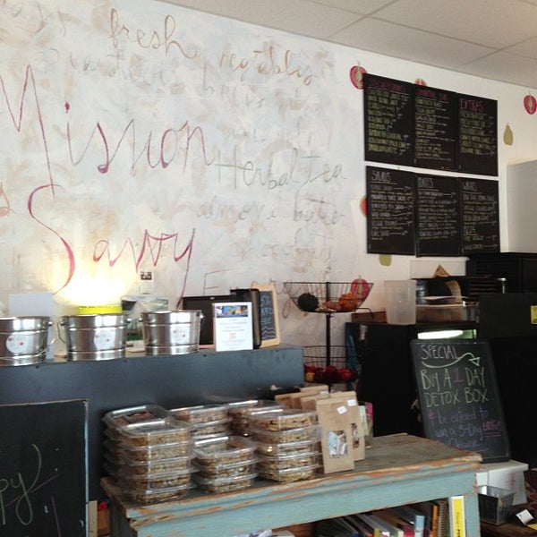 Photo taken at Mission Savvy Juice Bar &amp; Cafe by Marc Brian N. on 5/18/2013