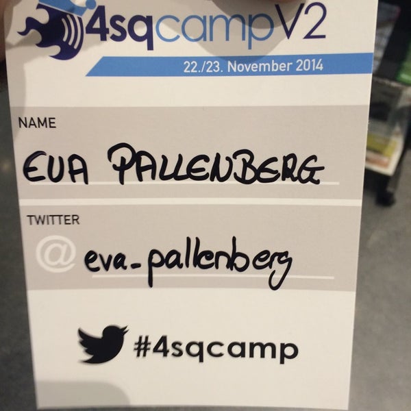 รูปภาพถ่ายที่ 4sqcampV2 - Das #Geolocation und #Gamification Barcamp โดย Eva เมื่อ 11/22/2014