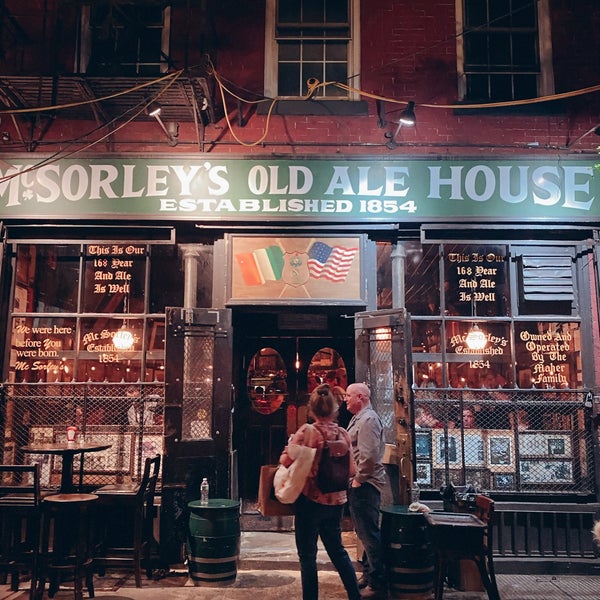 6/25/2022 tarihinde Vicky S.ziyaretçi tarafından McSorley&#39;s Old Ale House'de çekilen fotoğraf