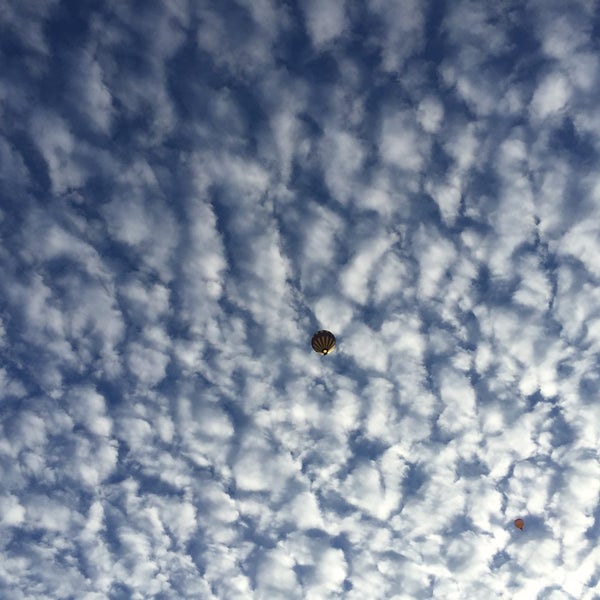 Photo taken at Voyager Balloons by www.🇹🇷Rasim🇹🇷🇹🇷 on 10/18/2015