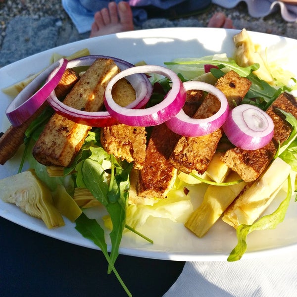 Grilled tofu on artichoke salad, yum! The place is clean, safe and family-friendly.