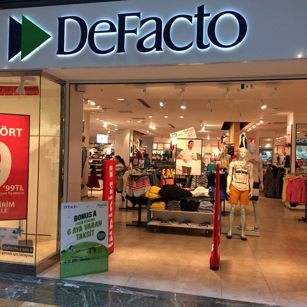 DeFacto - Mehmetçik'te Giyim Mağazası
