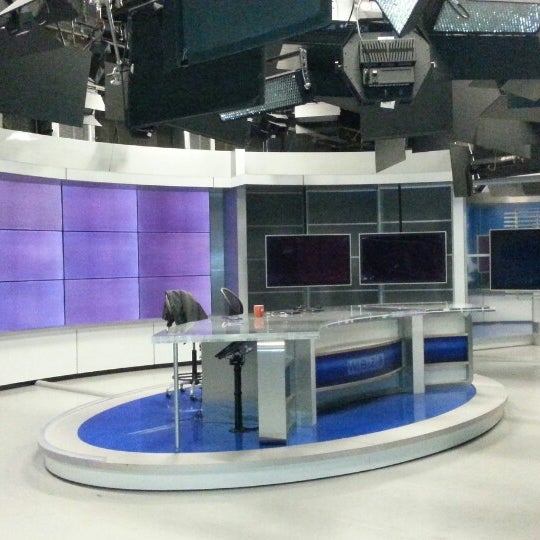 WBZTV ( CBS ) TV Station