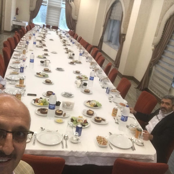 Photo taken at Saraylı Restoran by Ömer Ö. on 5/27/2019