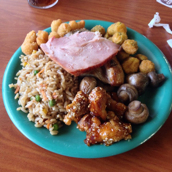 Golden Corral Buffet in Pigeon
