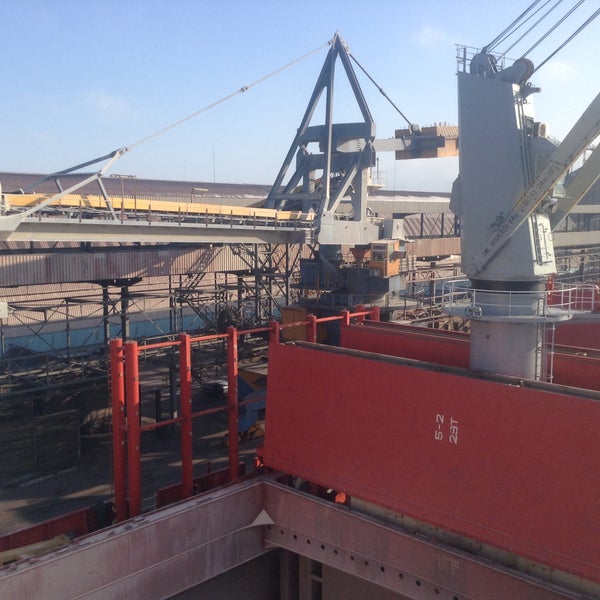 Терминал на улице. Мини терминал проект. Юг-терминал ростов-на-дону. Юг терминал. Юг терминал.