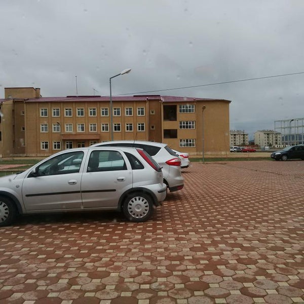 Sivas Halis Gülle Anadolu Lisesi