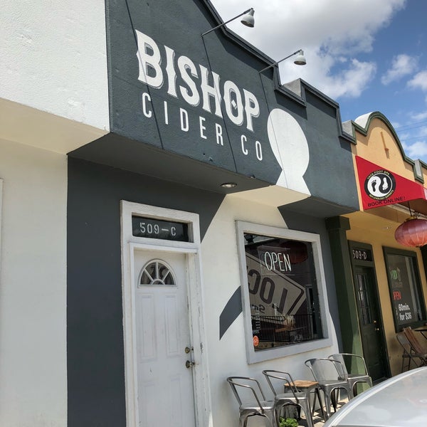 Photo taken at Bishop Cider Co. by Fernando C. on 8/5/2018