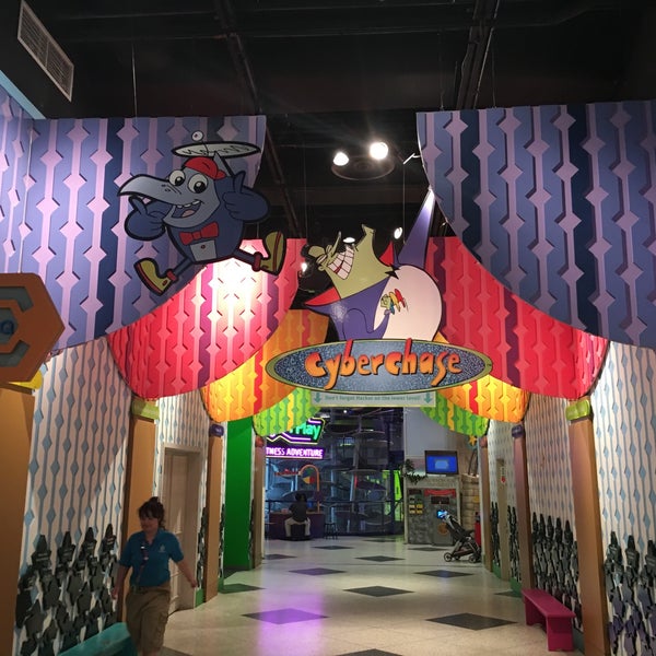 Photo taken at Children&#39;s Museum of Houston by Fernando C. on 11/4/2016