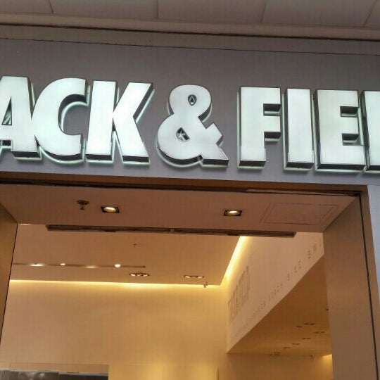 Fields store. Fields store