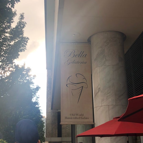 Photo taken at Bella Gelateria by Yue L. on 7/8/2018