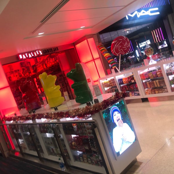 Foto scattata a Terminal A da Yue L. il 12/4/2019
