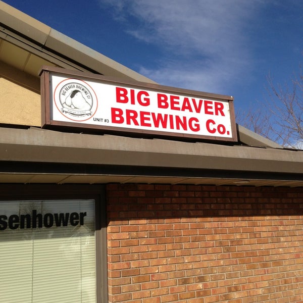 Foto tirada no(a) Big Beaver Brewing Co por Josh J. em 2/17/2013