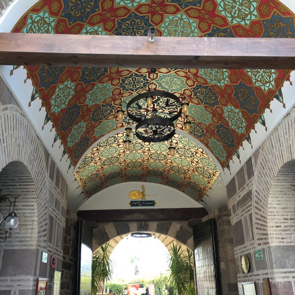 8/10/2017 tarihinde ÖMER Furkan Ç.ziyaretçi tarafından Kanuni Kervansaray Historical Hotel'de çekilen fotoğraf