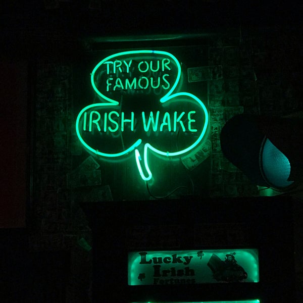 Foto tomada en McGuire&#39;s Irish Pub of Destin  por Tammy@LakeSinclair L. el 9/15/2019