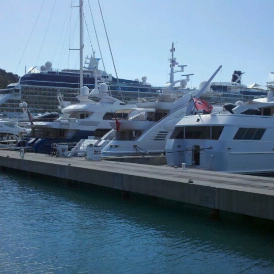 Photo taken at Yacht Haven Grande by Lucy D. on 12/24/2012