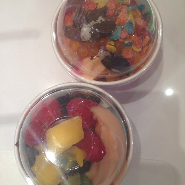 5/23/2014에 Kara M.님이 My Yogurt에서 찍은 사진