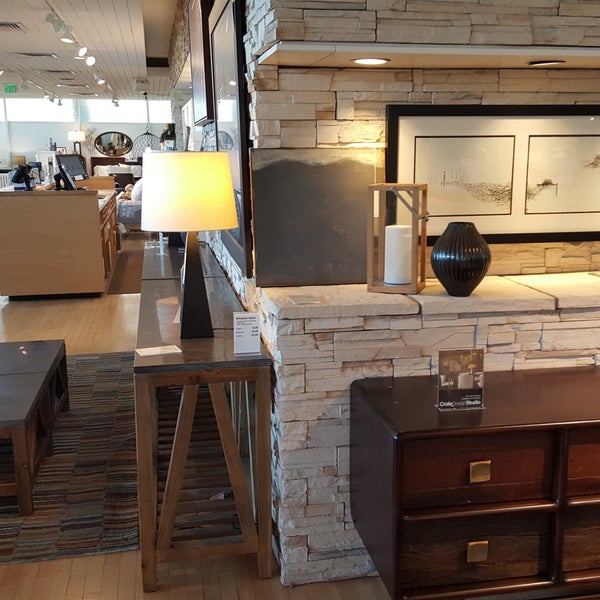 Crate & Barrel 15220 N Scottsdale Rd