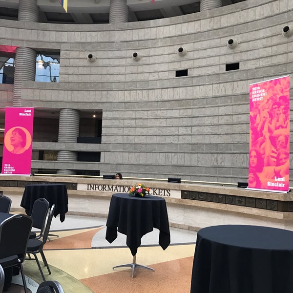 Foto tomada en Charles H Wright Museum of African American History  por Alejandro H. el 10/18/2016