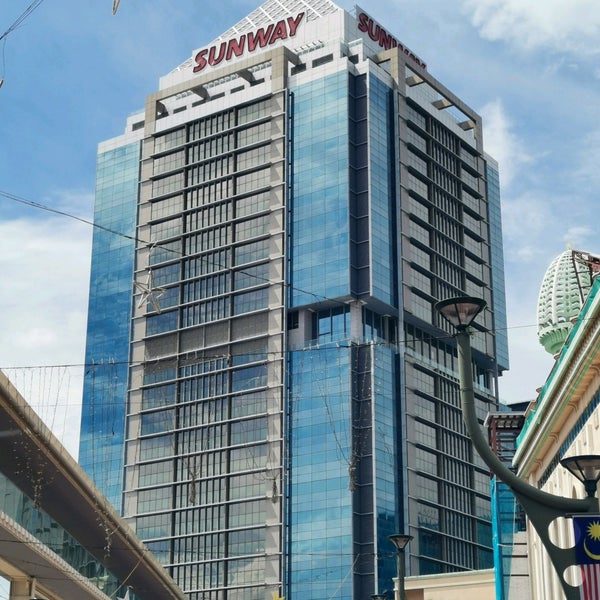 Photos At The Pinnacle Office In Bandar Sunway