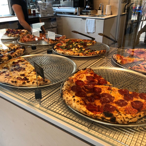 Foto diambil di Ignite Pizzeria oleh Michael A. pada 7/30/2018