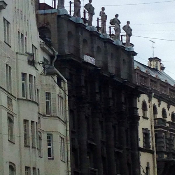 4/17/2014 tarihinde Olesya K.ziyaretçi tarafından Архитектура будущего'de çekilen fotoğraf
