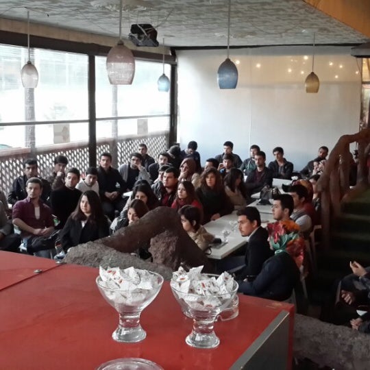 Photo taken at Oburcuk Unlu Mamulleri &amp; Cafe by Hüseyin E. on 3/25/2014